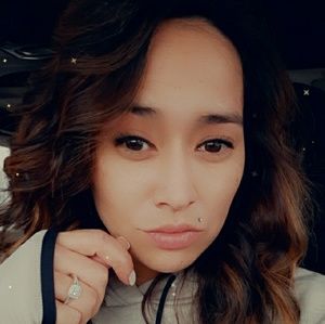 Meet your Posher, Miriam